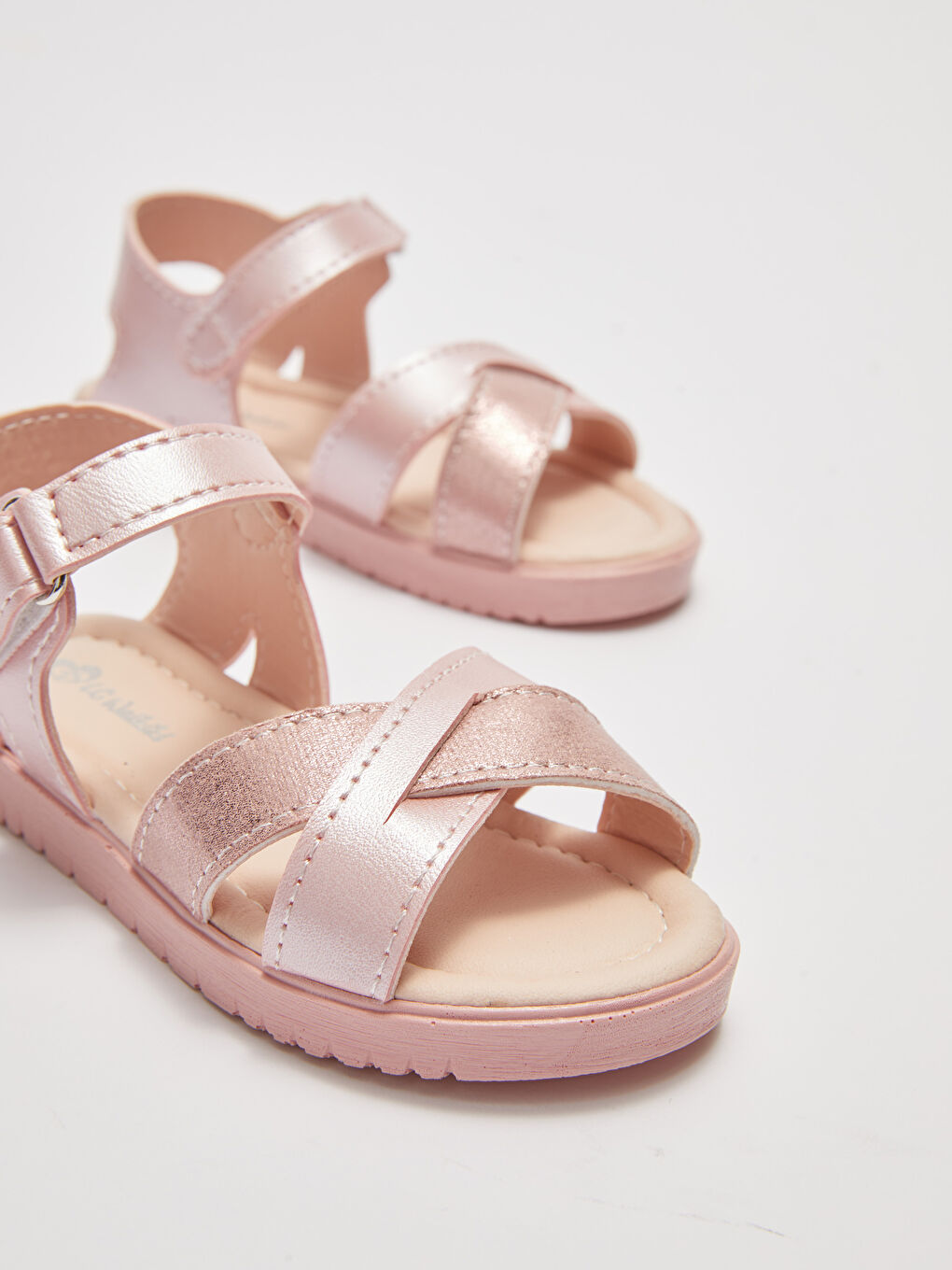 Pembe Hologram Detaylı Çapraz Bantlı Cırt Cırtlı Kız Bebek Sandalet-2