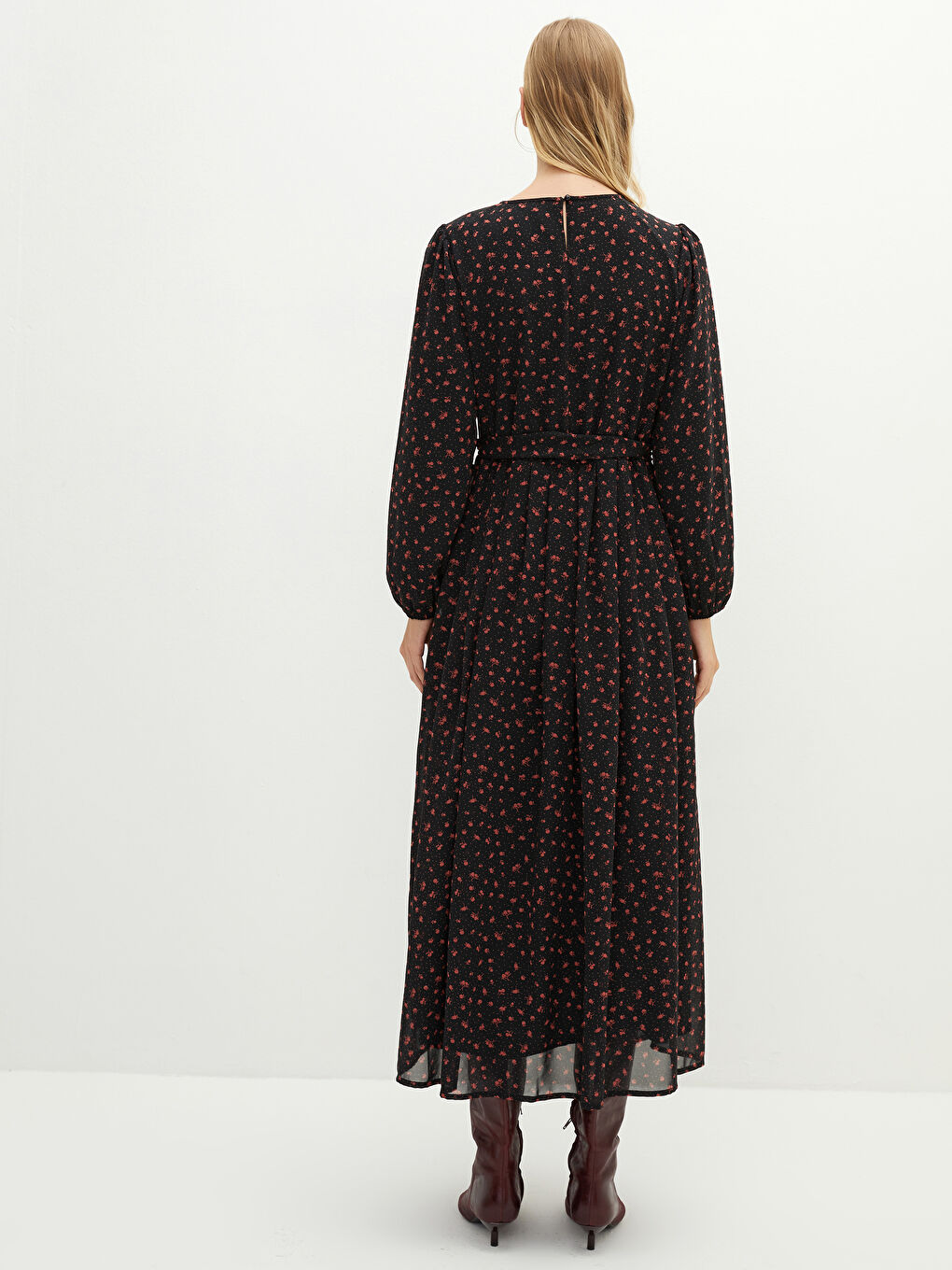 LCWAIKIKI Classic Robe en Chiffon à Motifs à Manches Longues à Col Rond pour Femmes -S23684Z8-LQJ