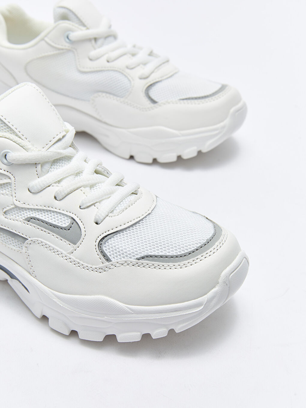 LCW STEPS Geschnürte Klobige Damen Aktiv-Sneaker -S23685Z8-J5E