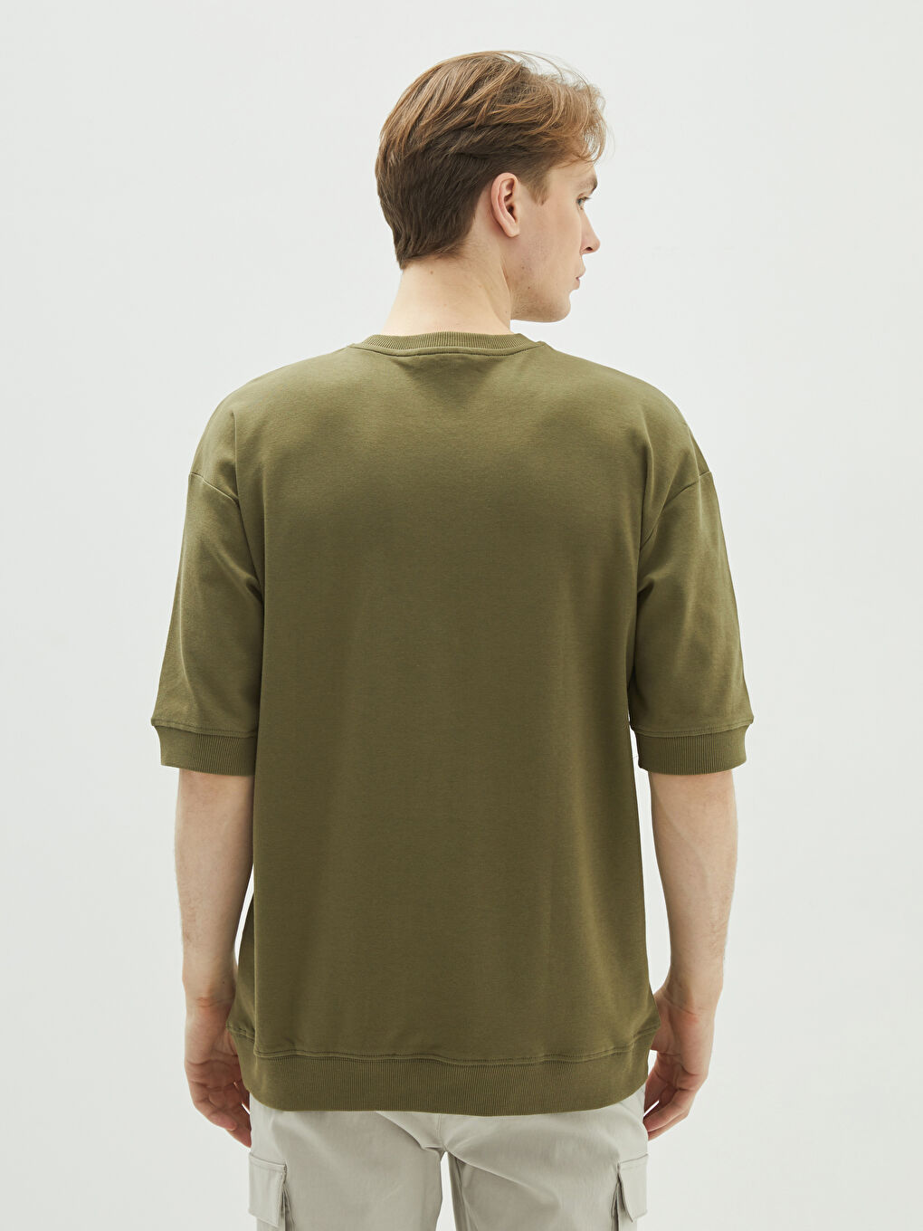 Haki Oversize Bisiklet Yaka Kısa Kollu Erkek Sweatshirt-3