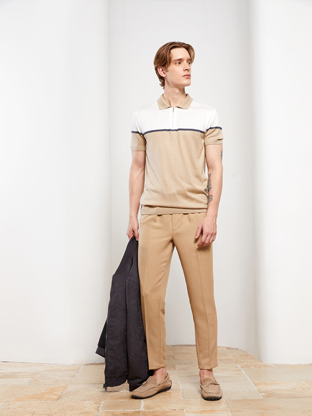 سترة ياقة بولو كم قصير بلوك الألوان للرجال-2