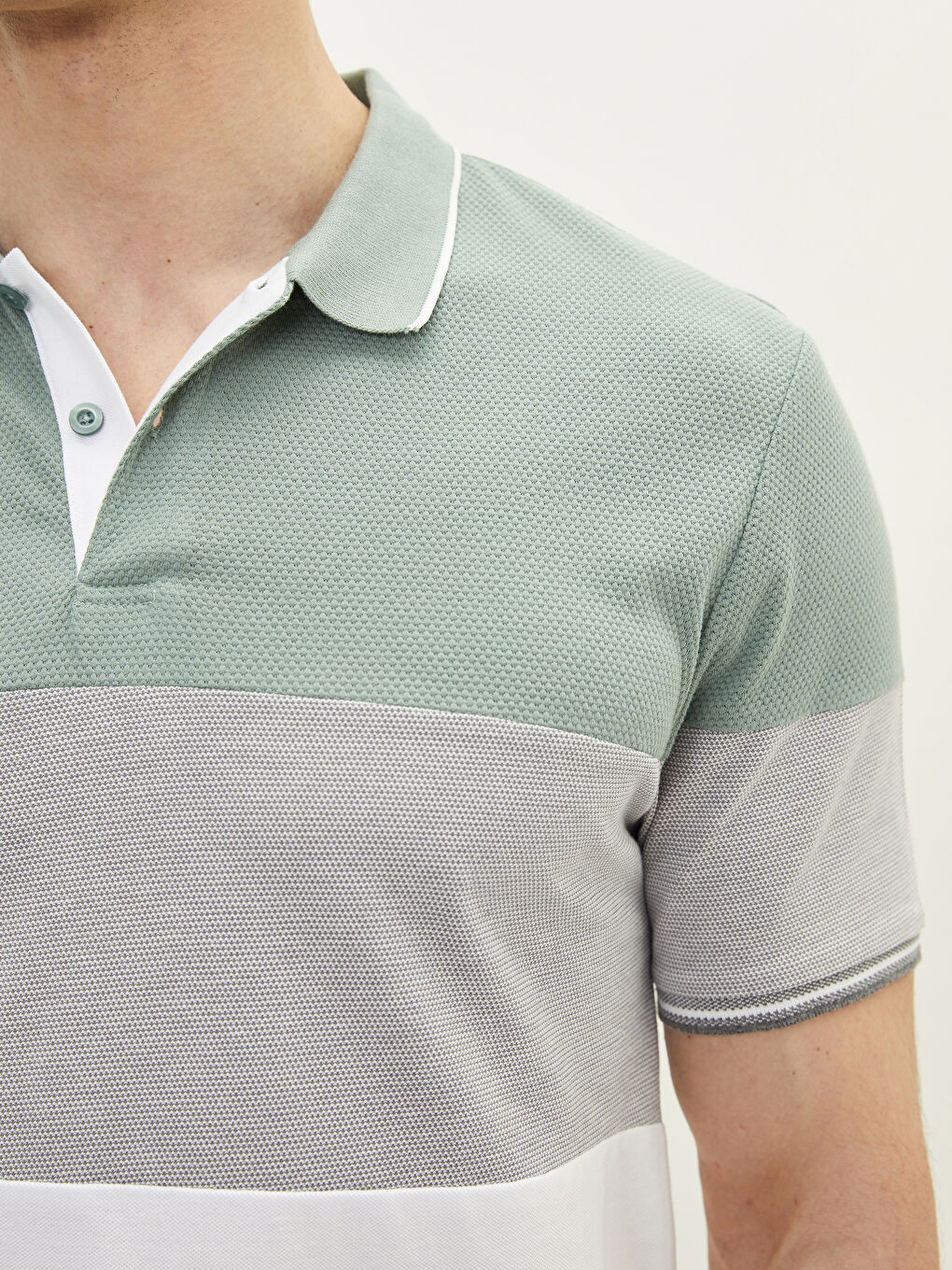 Yeşil Polo Yaka Kısa Kollu Renk Bloklu Erkek Tişört-3