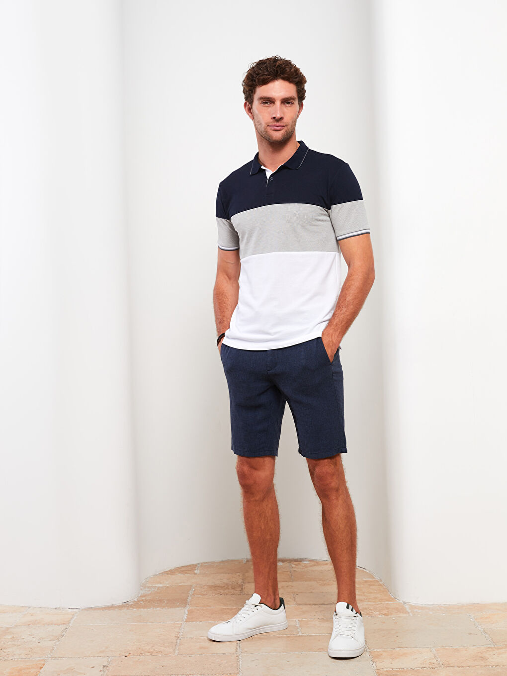 Lacivert Polo Yaka Kısa Kollu Renk Bloklu Erkek Tişört-2