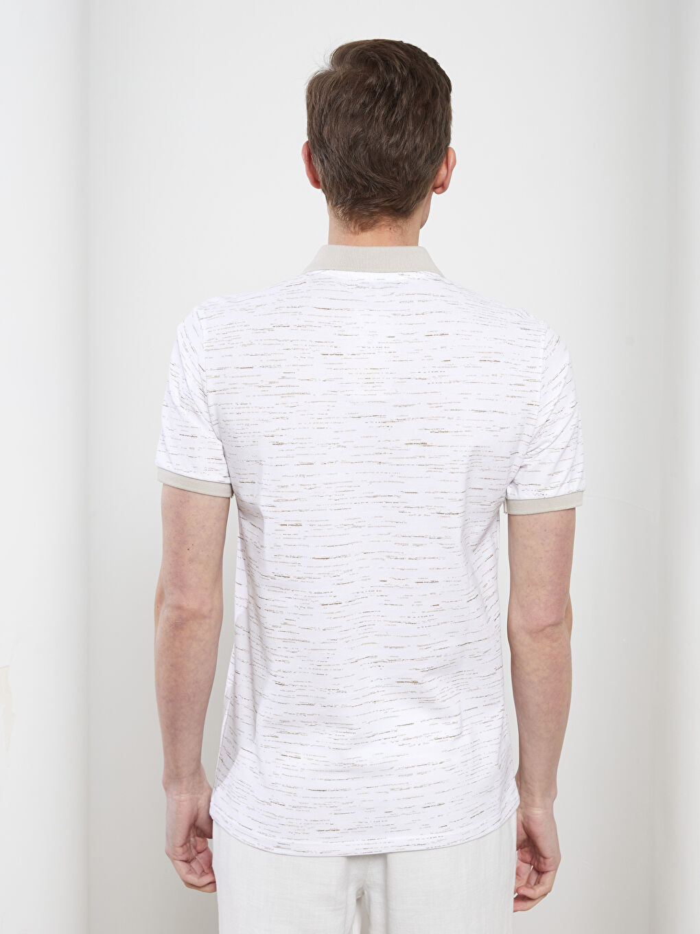 تي شورت رجالي بكم قصير وبكول بولو منقوش قماش بيكة-4