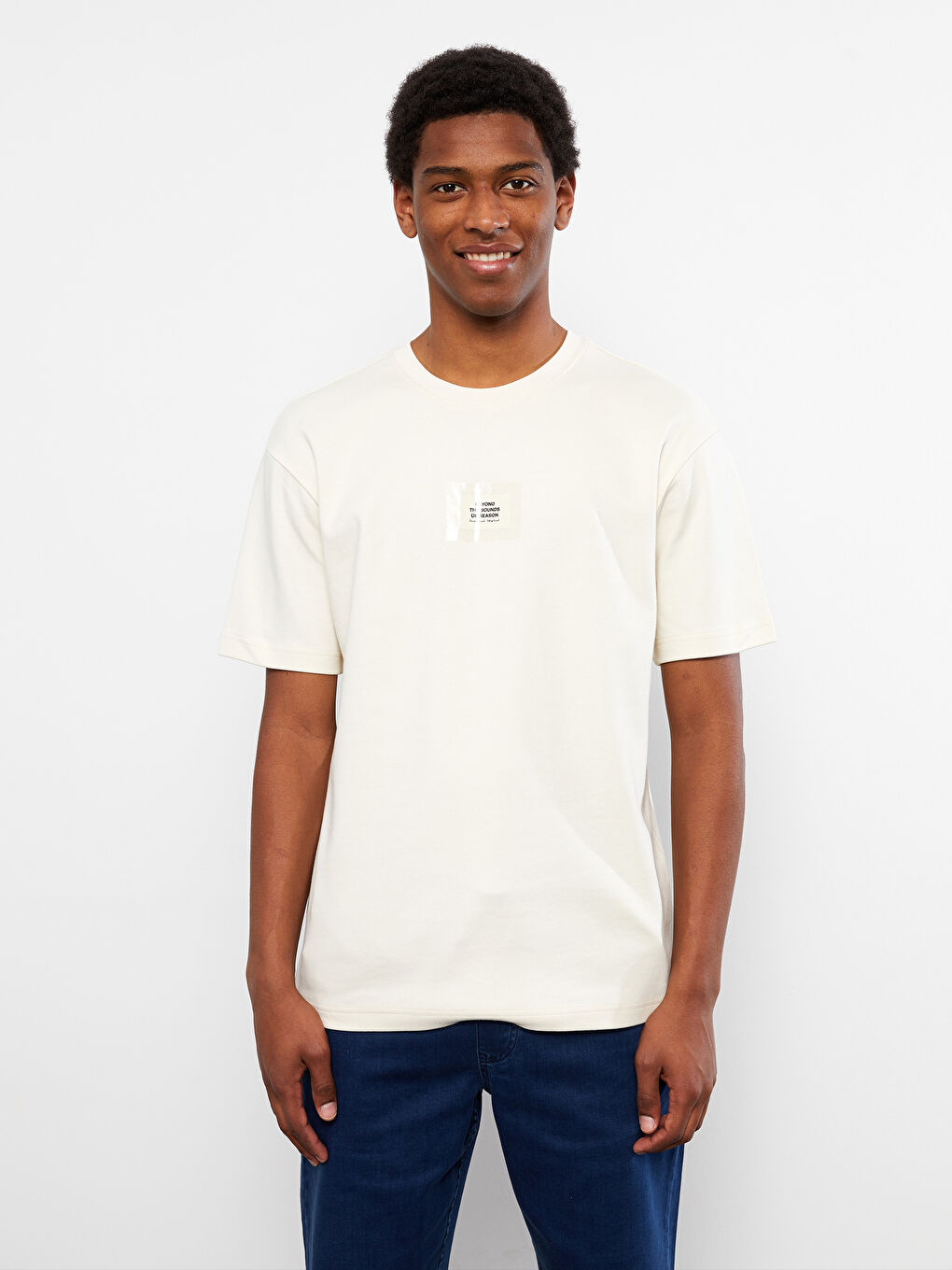 Bej Bisiklet Yaka Kısa Kollu Baskılı Penye Erkek Tişört-1