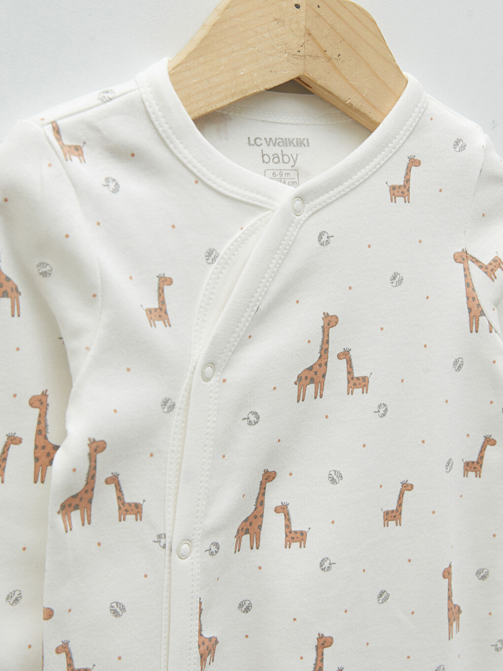 طقم خروج مستشفى للبنات الرضع مطبوع بياقة دائرية - ٥ قطع-6