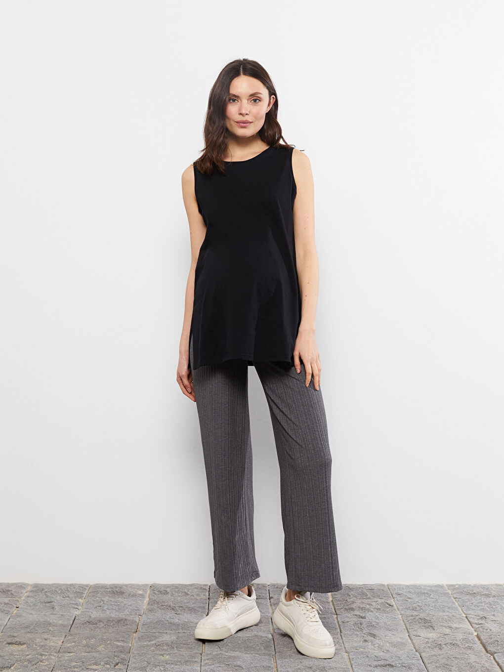 Gri Karın Panelli Düz Geniş Paça Hamile Eşofman Altı