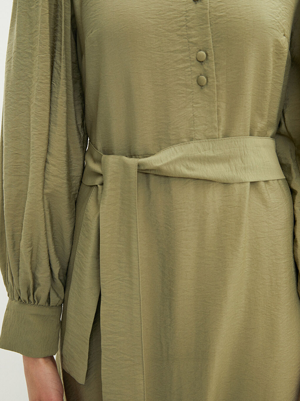 Yeşil Hakim Yaka Düz Beli Bağlama Detaylı Uzun Kollu Kadın Gömlek Elbise-2