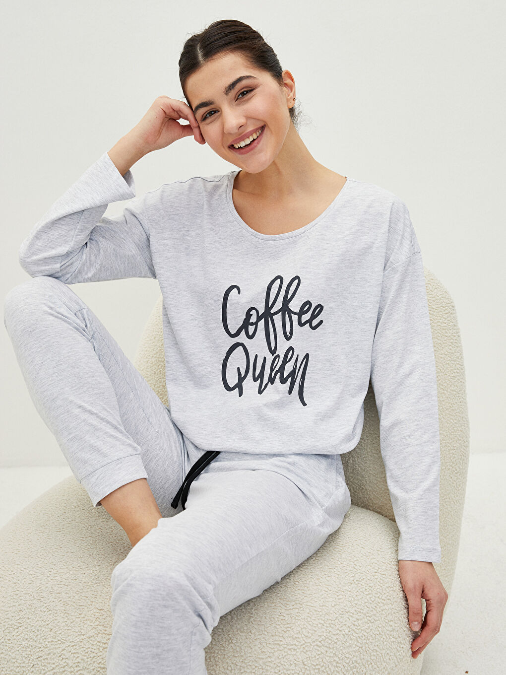 Set de pijama pentru Femei cu Guler în formă de U, Imprimat cu Litere, Mânecă lungă