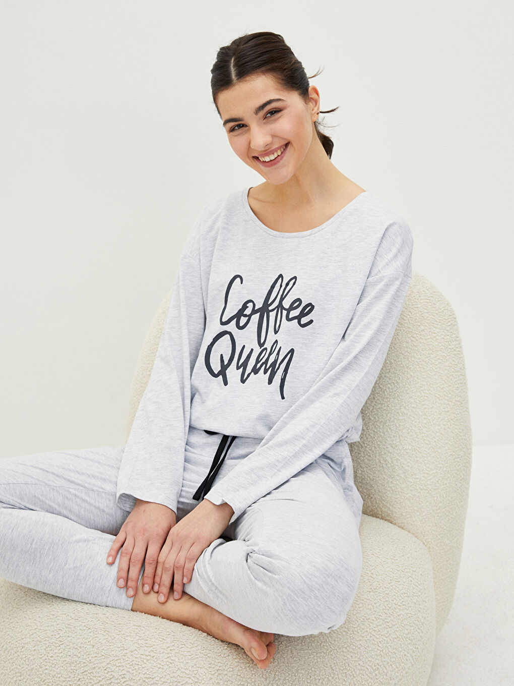 Set de pijama pentru Femei cu Guler în formă de U, Imprimat cu Litere, Mânecă lungă-2