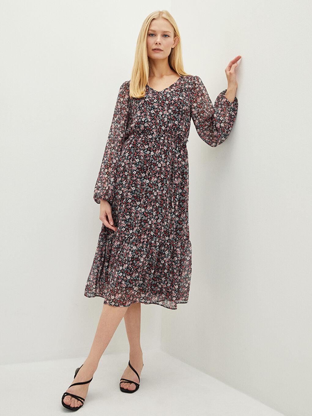 V-Neck Floral Long Sleeve A-Line Chiffon Women's Dress