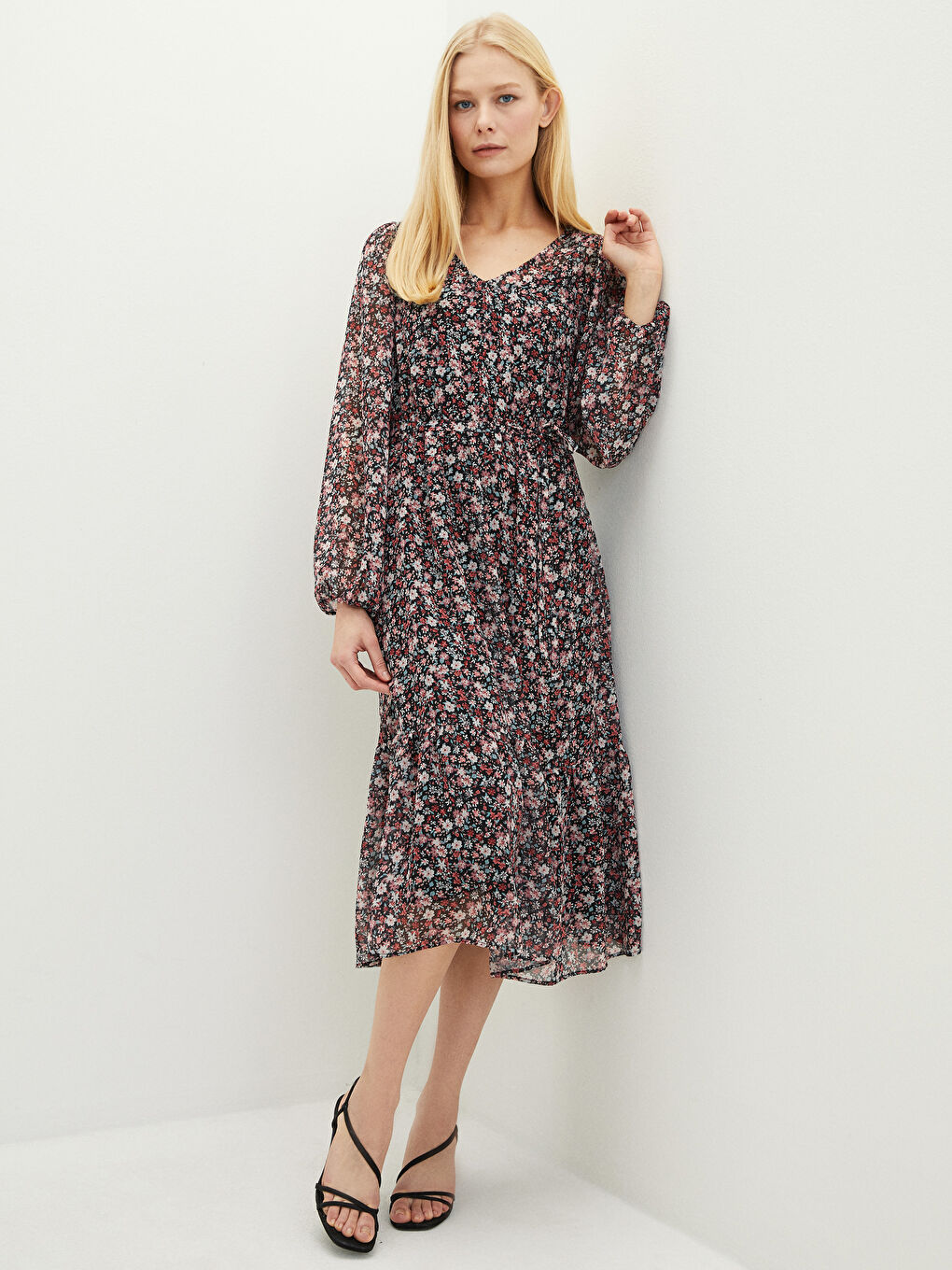 V-Neck Floral Long Sleeve A-Line Chiffon Women's Dress-2