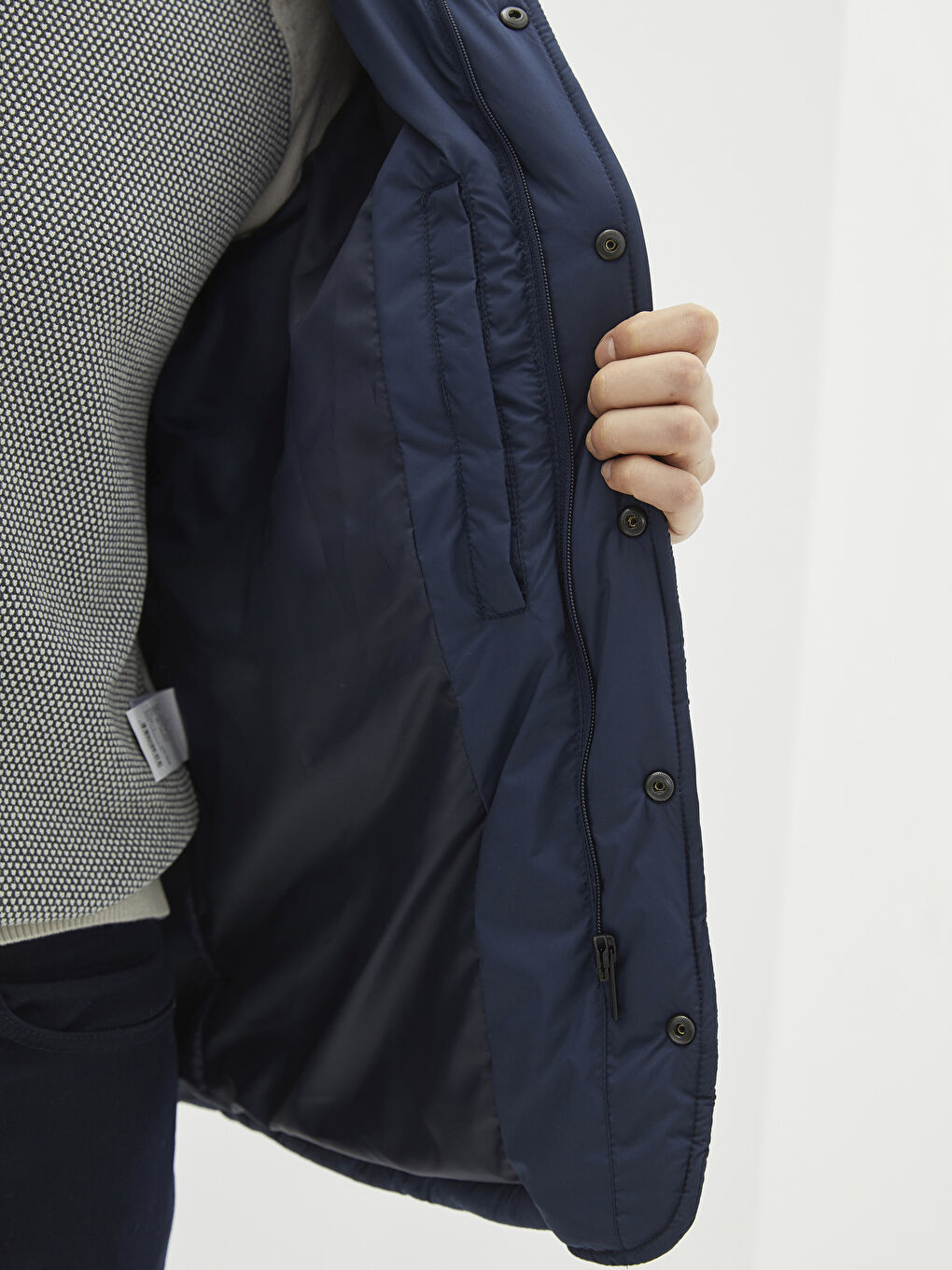 Standard Fit Funnel Neck Men's Puffer Coat-3