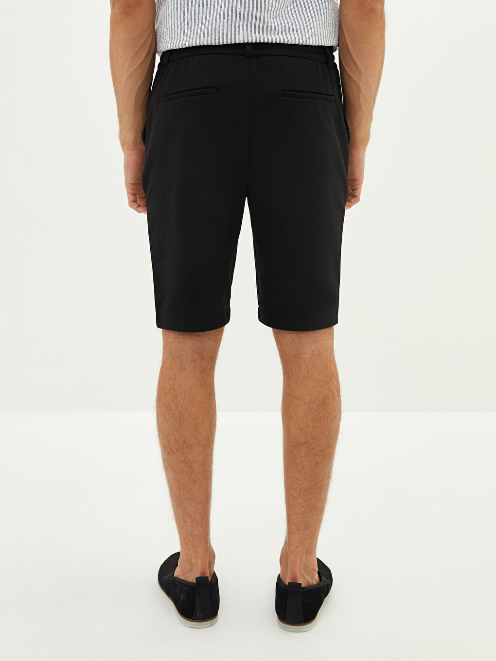 Siyah Slim Fit Beli Bağlama Detaylı Erkek Şort-4