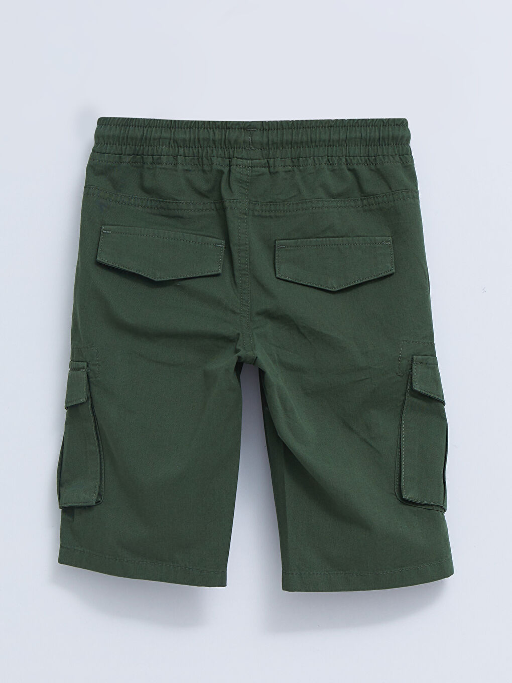 LCW Kids Yeşil Beli Lastikli Basic Gabardin Erkek Çocuk Kargo Roller - 1