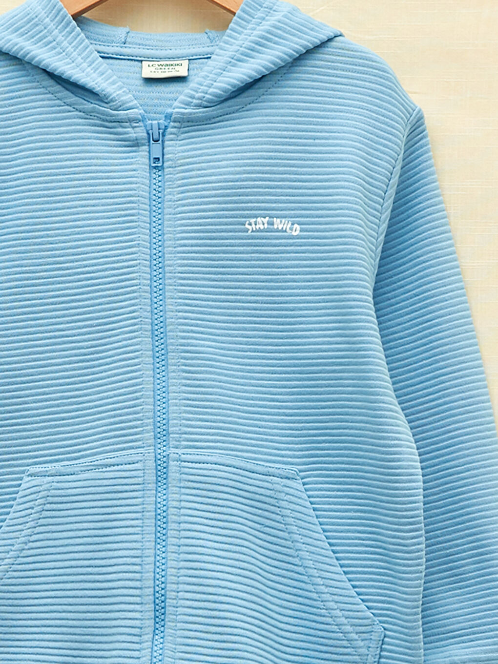 LCW Kids Sweat Zippé à Capuche Imprimé à Manches Longues pour Garçons -S24315Z4-FFS