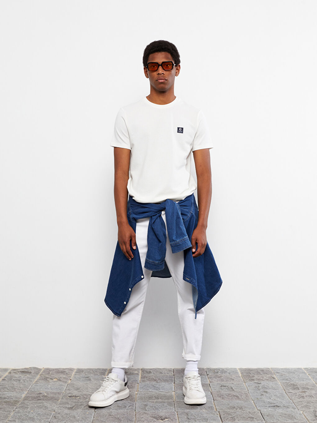 تيشيرت رجالي ياقة دائرية كم قصير مطبوع قطن ممشط