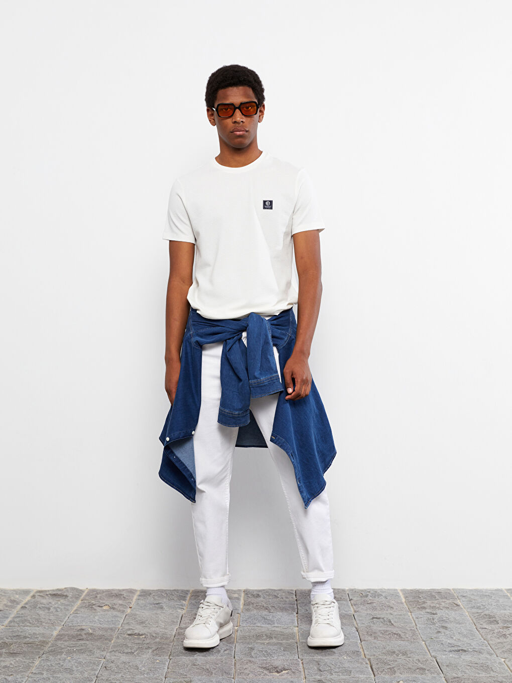 تيشيرت رجالي ياقة دائرية كم قصير مطبوع قطن ممشط-1