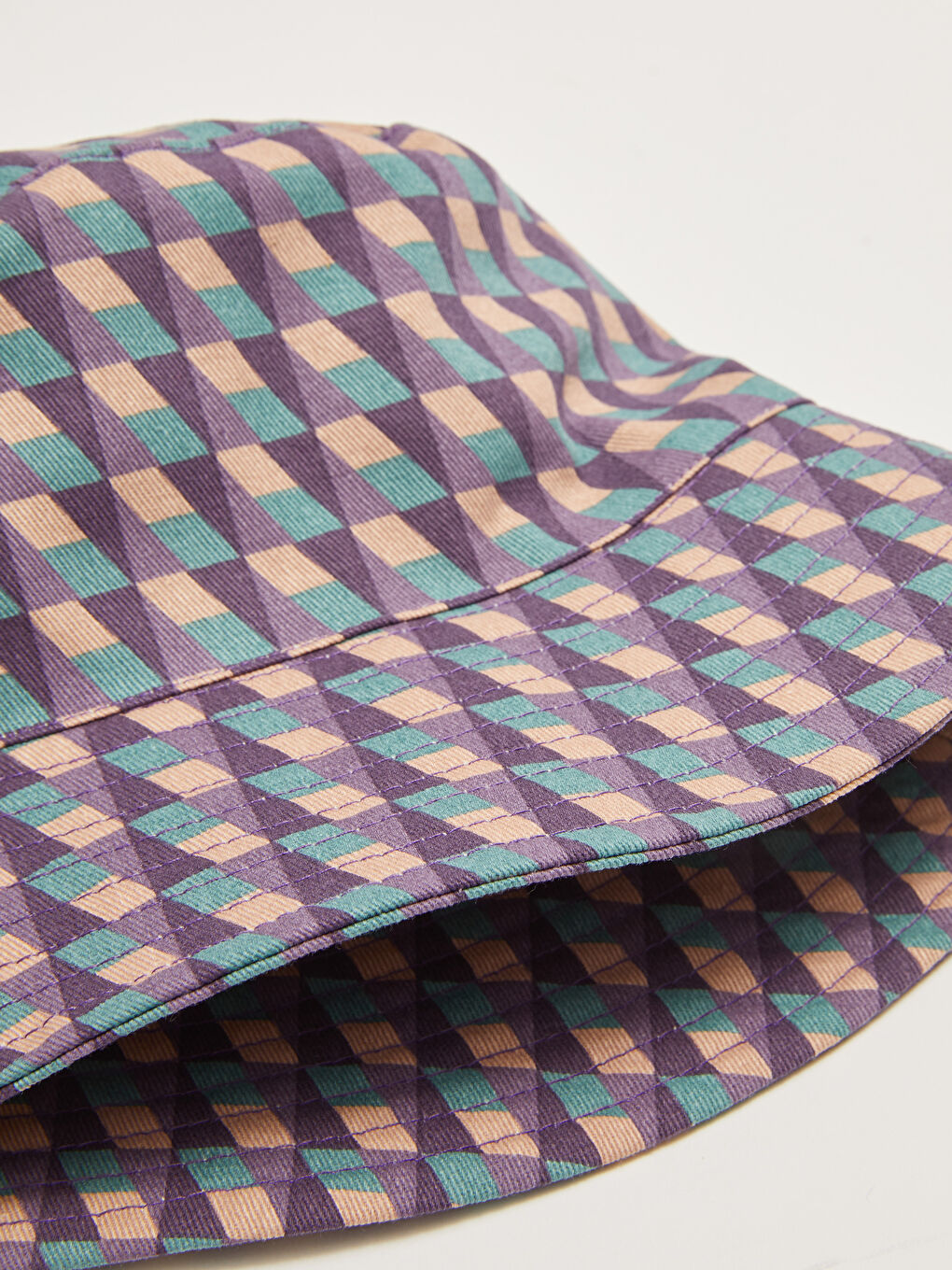 قبعة دلو للسيدات بنقشة-4