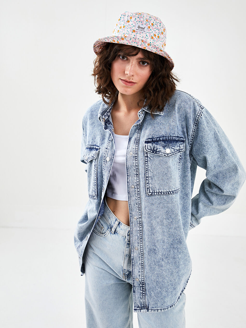 Floral Pattern Label Printed Women's Bucket Hat-1