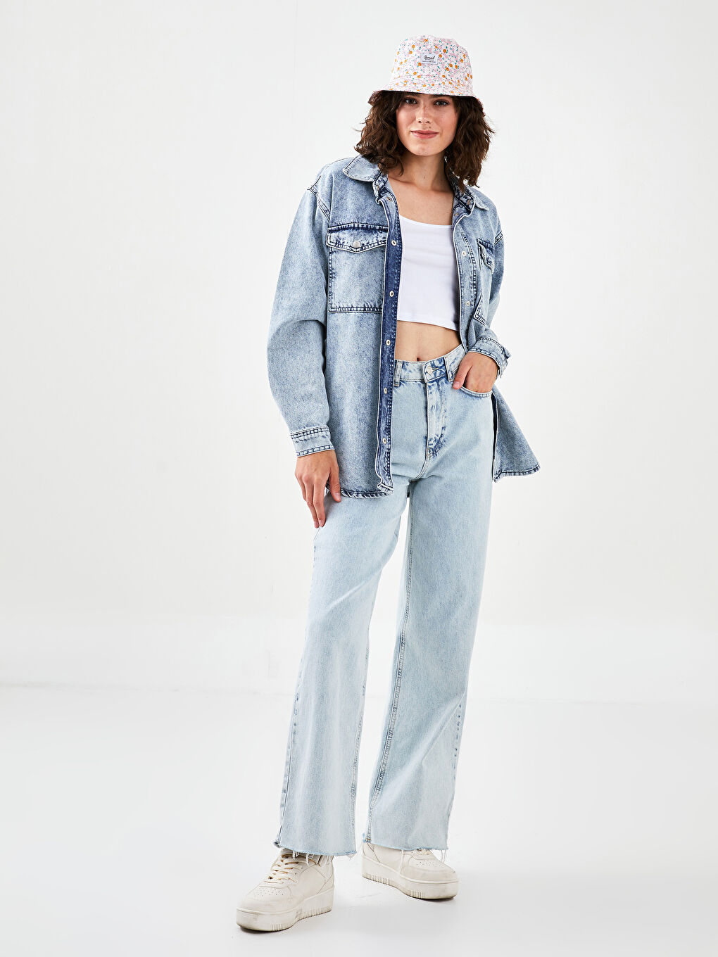 Floral Pattern Label Printed Women's Bucket Hat-2