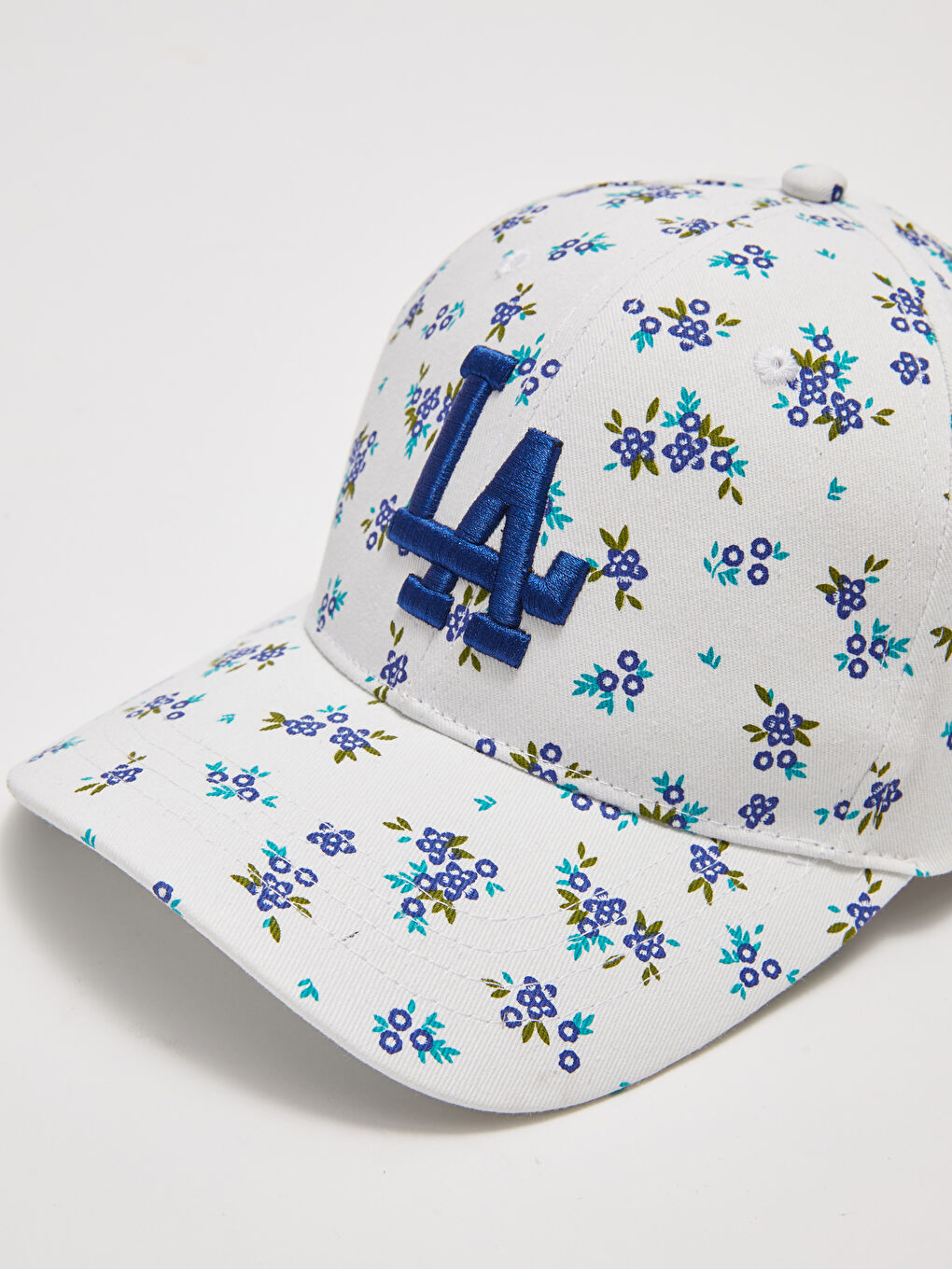 Beyaz Çiçek Baskılı Kadın Kep Şapka-4
