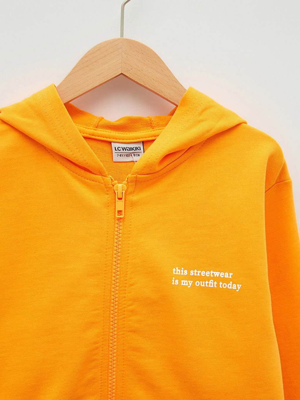 Turuncu Kapüşonlu Baskılı Uzun Kollu Erkek Çocuk Fermuarlı Sweatshirt-1