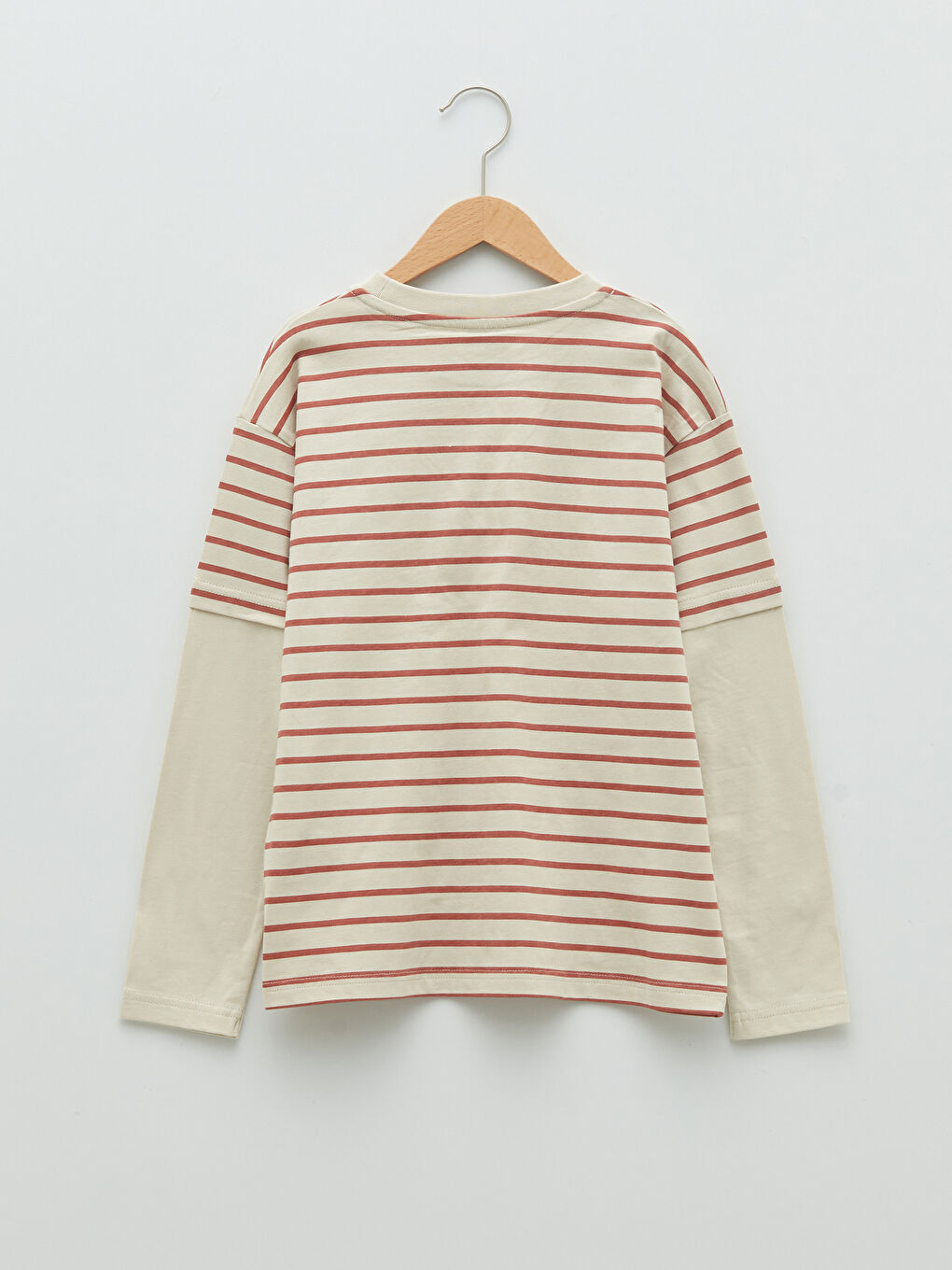 LCW Kids Тениска с кръгло деколте, раирана, с дълъг ръкав за момчета -S24572Z4-LF0