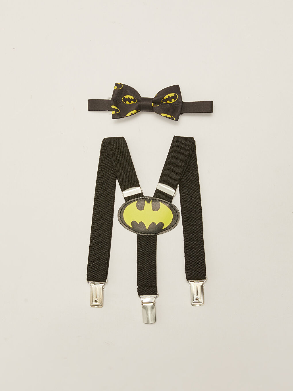 LCW baby Batman Printed Baby Boy Pants Suspenders and Bow Tie 2-Pack Set -S24694Z1-LQJ