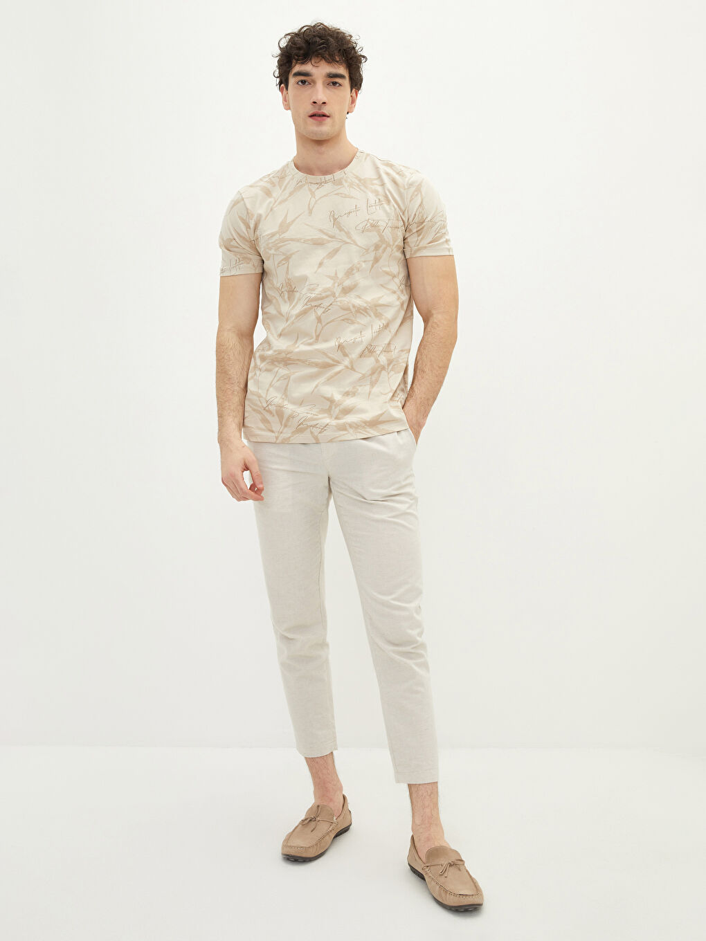 Bej Bisiklet Yaka Kısa Kollu Desenli Penye Erkek Tişört-2