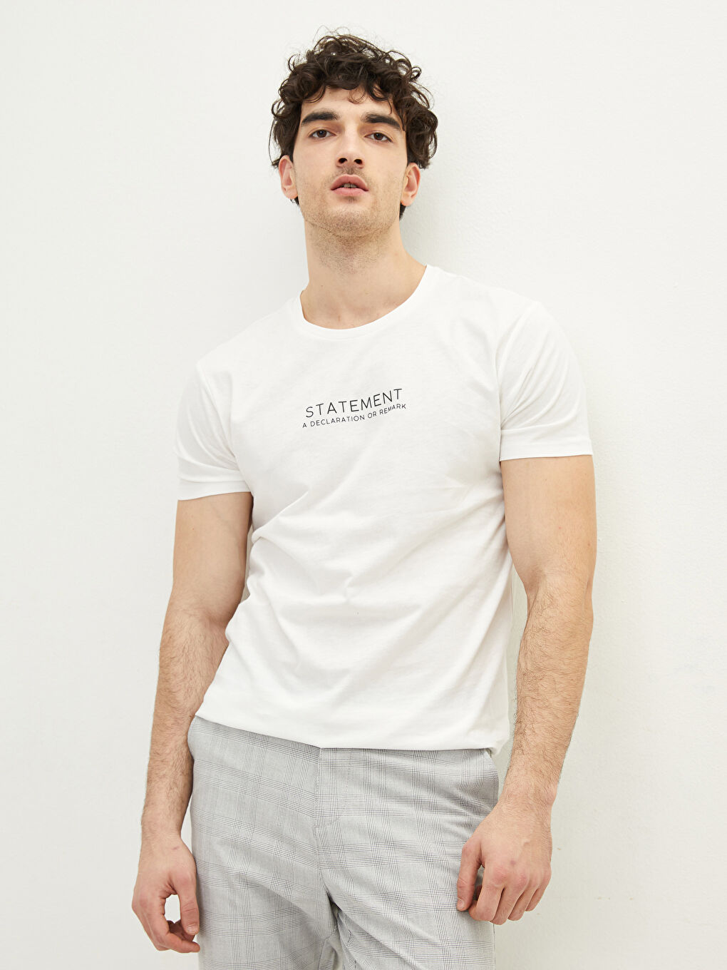 Ekru Bisiklet Yaka Kısa Kollu Baskılı Penye Erkek Tişört