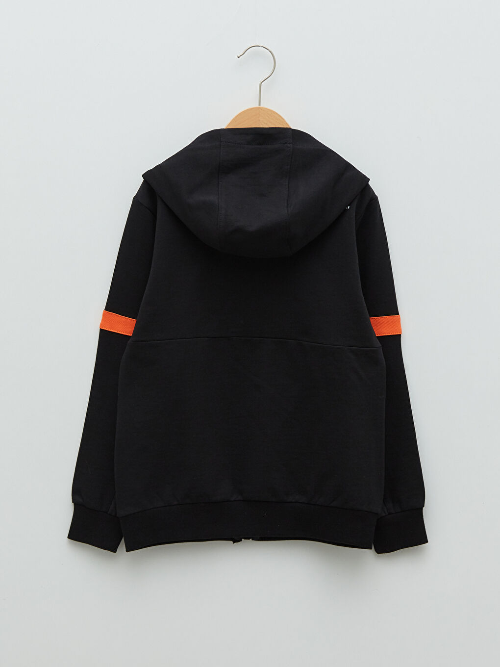 LCW Kids Siyah Kapüşonlu Baskılı Uzun Kollu Erkek Çocuk Fermuarlı Sweatshirt - 1