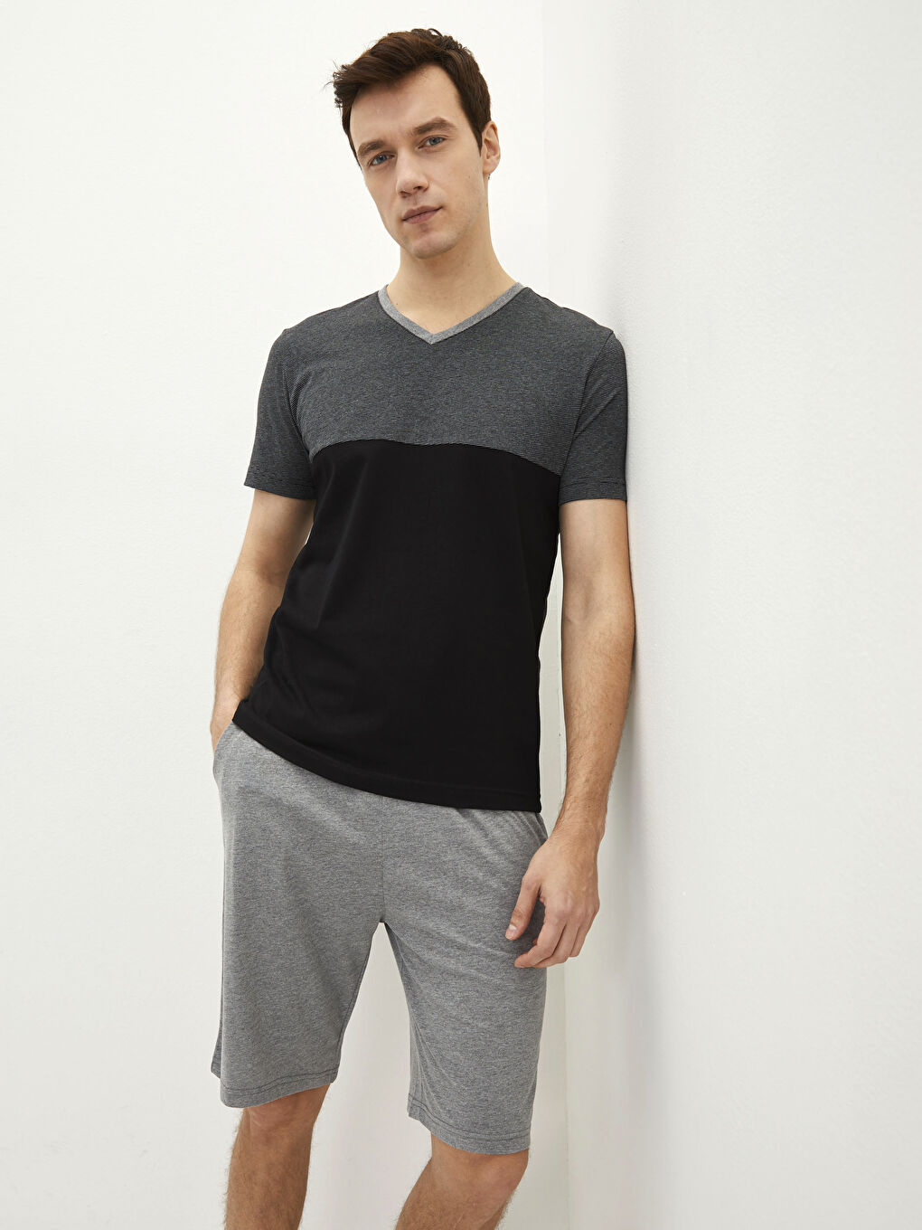 Gri Standart Kalıp Erkek Şortlu Pijama Takımı-1