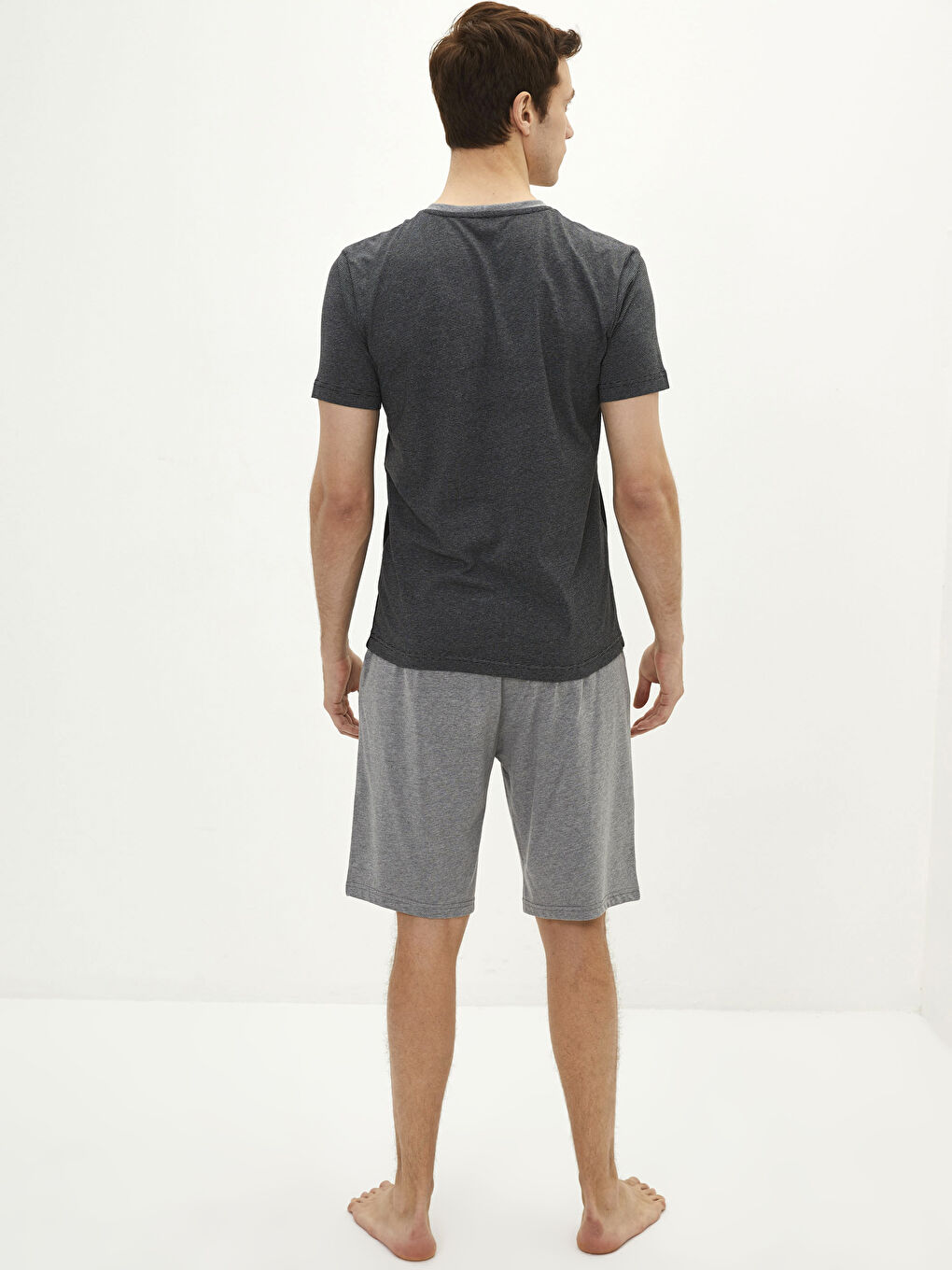 Gri Standart Kalıp Erkek Şortlu Pijama Takımı-4