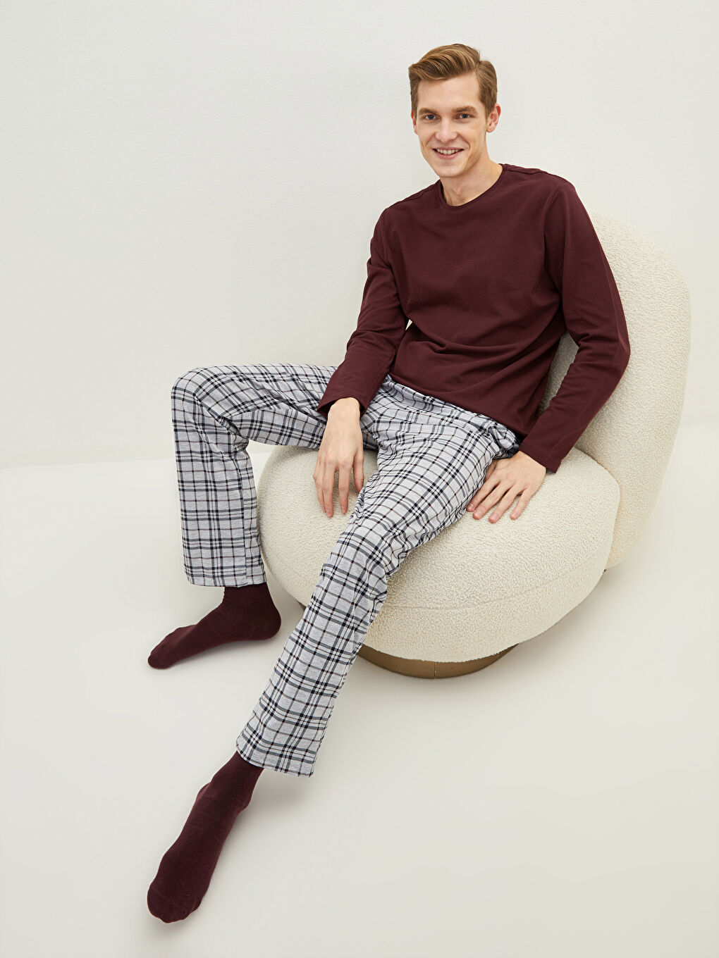 Gri Standart Kalıp Ekose Erkek Pijama Takımı