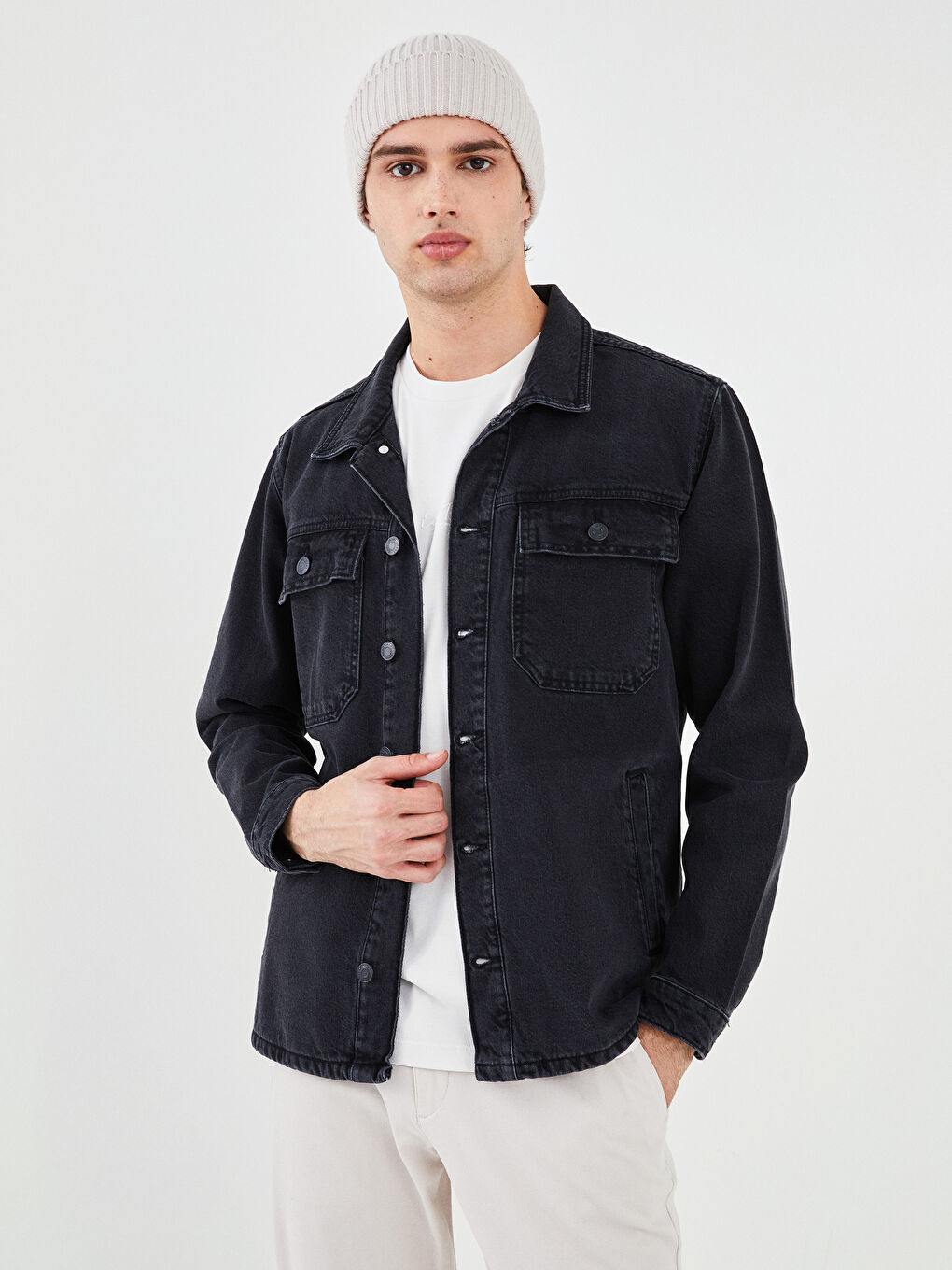 Standard Fit Long Sleeve Men's Jean Jacket-1