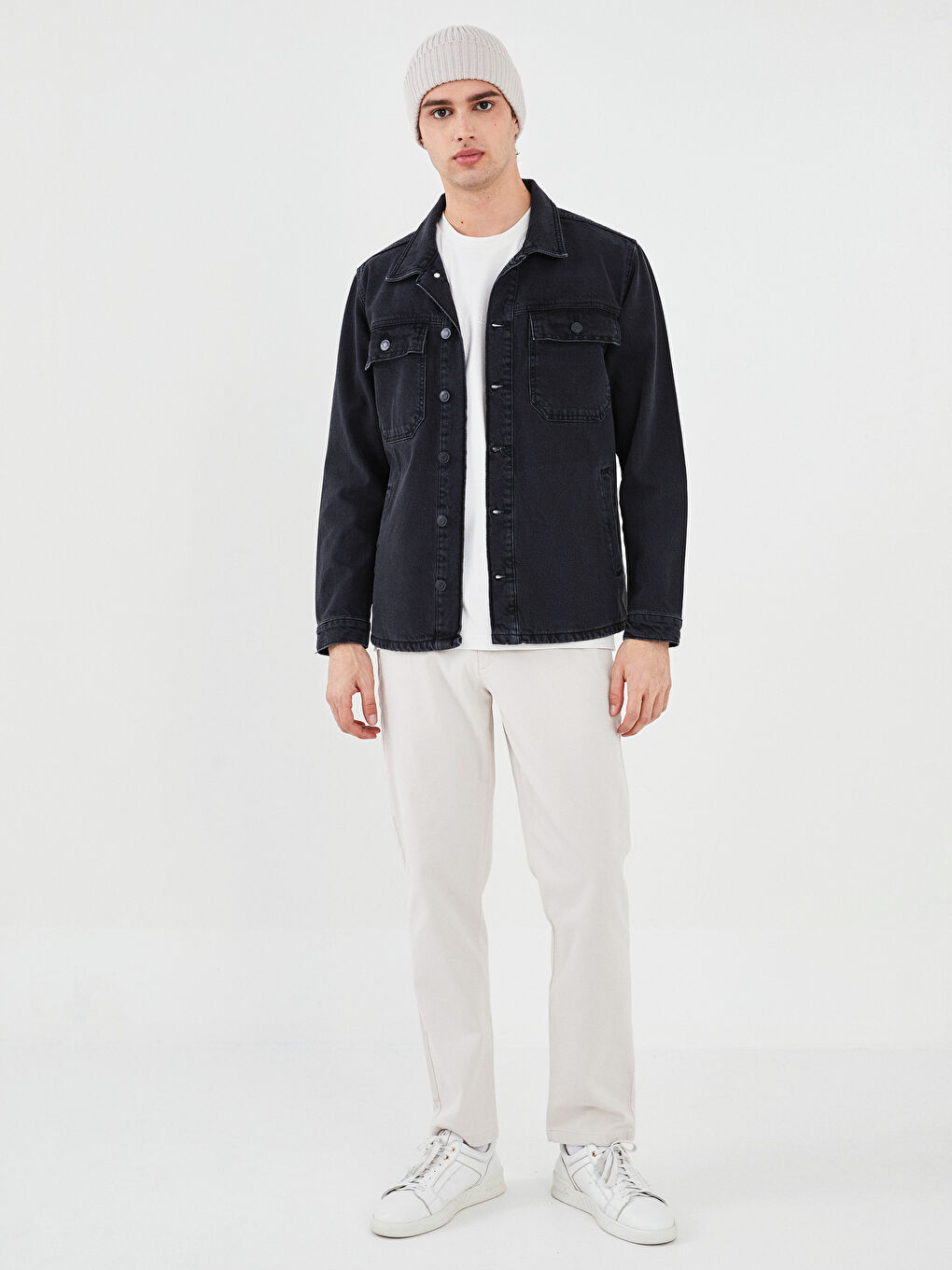 Standard Fit Long Sleeve Men's Jean Jacket-2