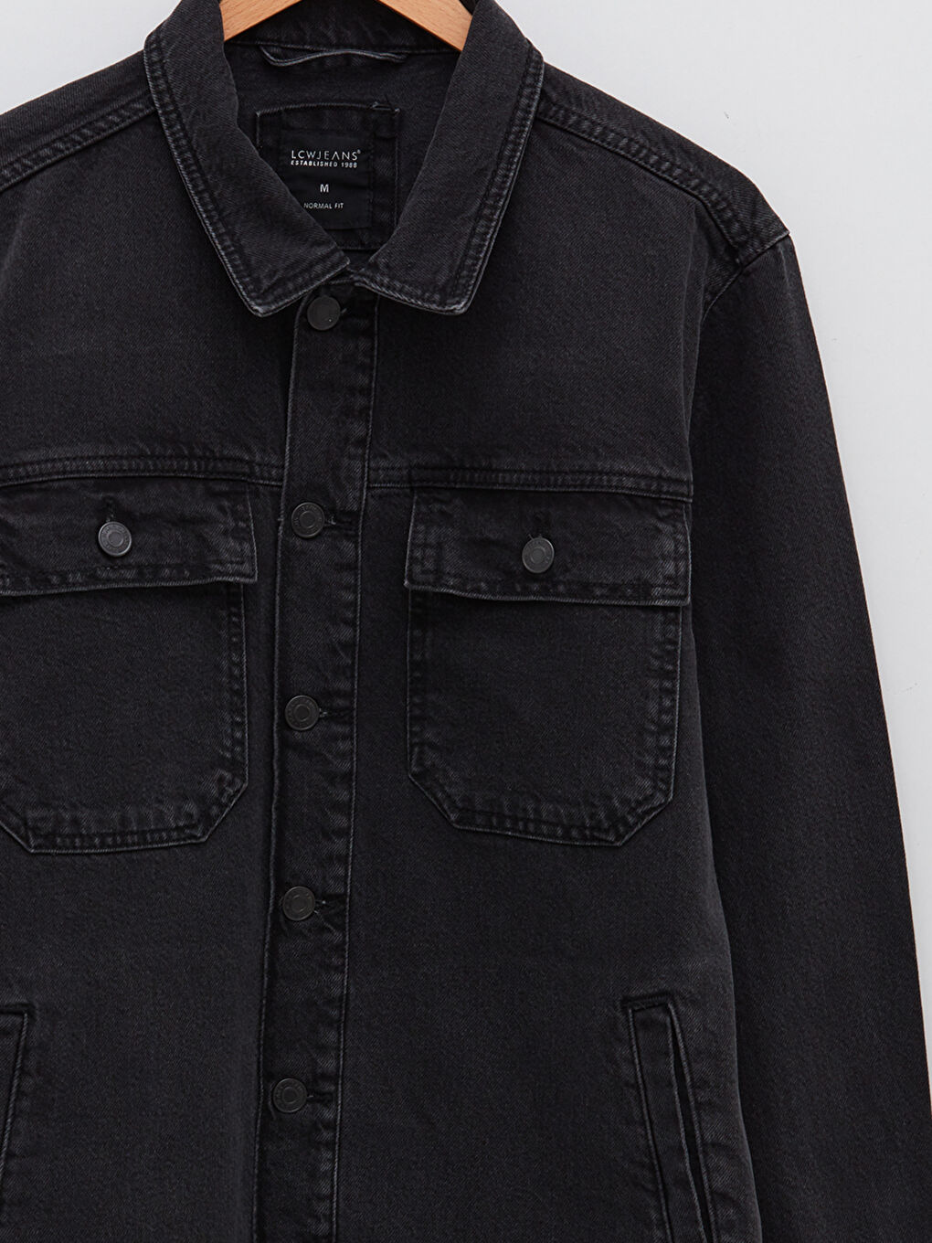 Standard Fit Long Sleeve Men's Jean Jacket-7