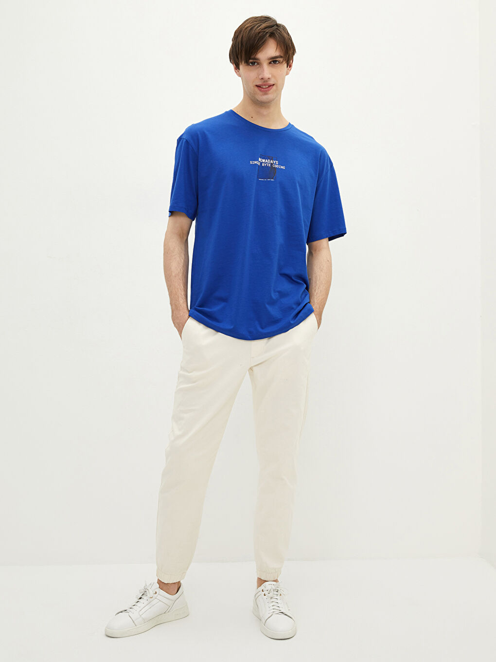 تيشيرت رجالي ياقة دائرية كم قصير مطبوع قطن ممشط-2