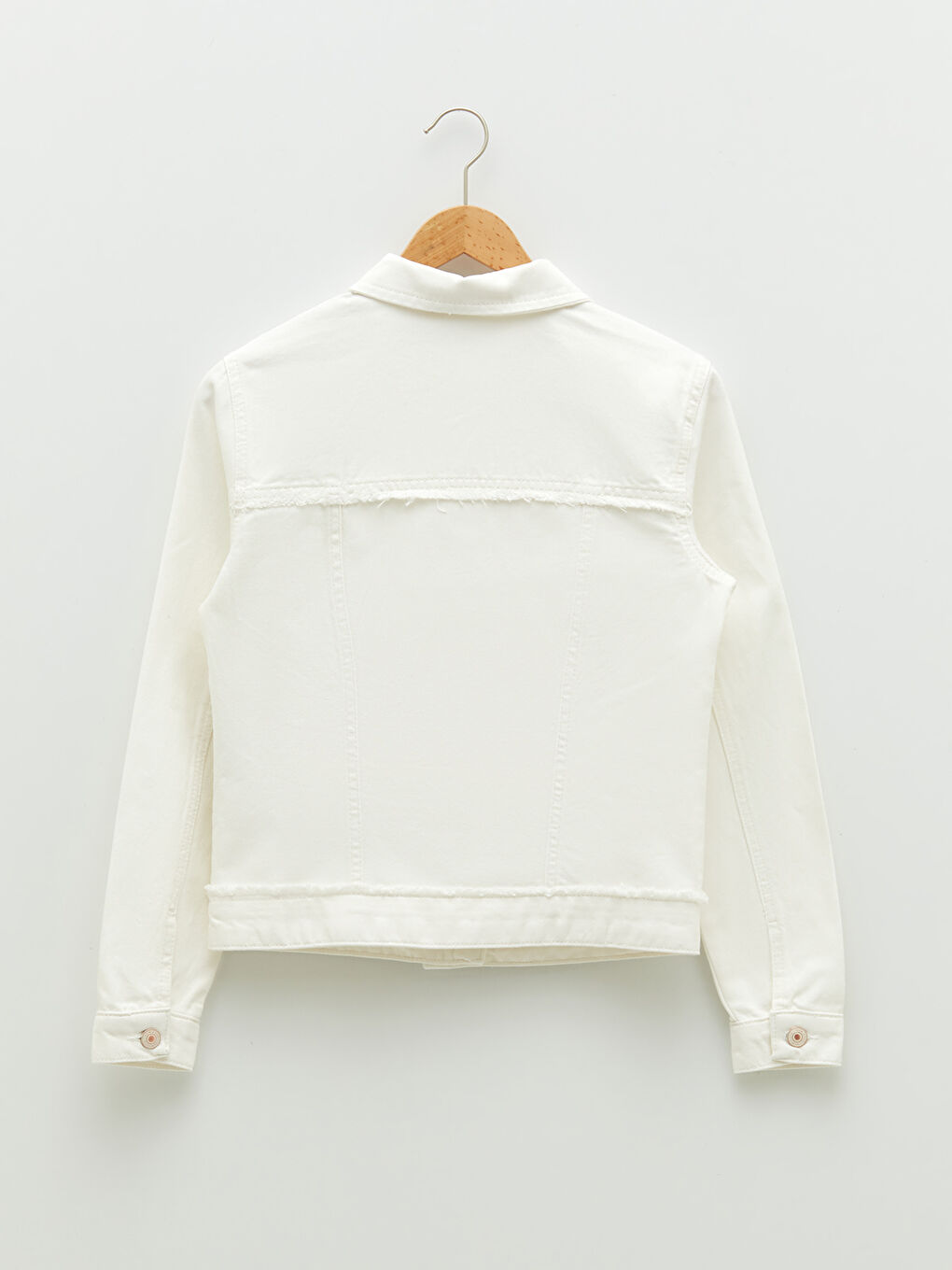 جاكيت جينز روديو بياقة قميص وجيوب مستقيمة مفصلة للسيدات-6