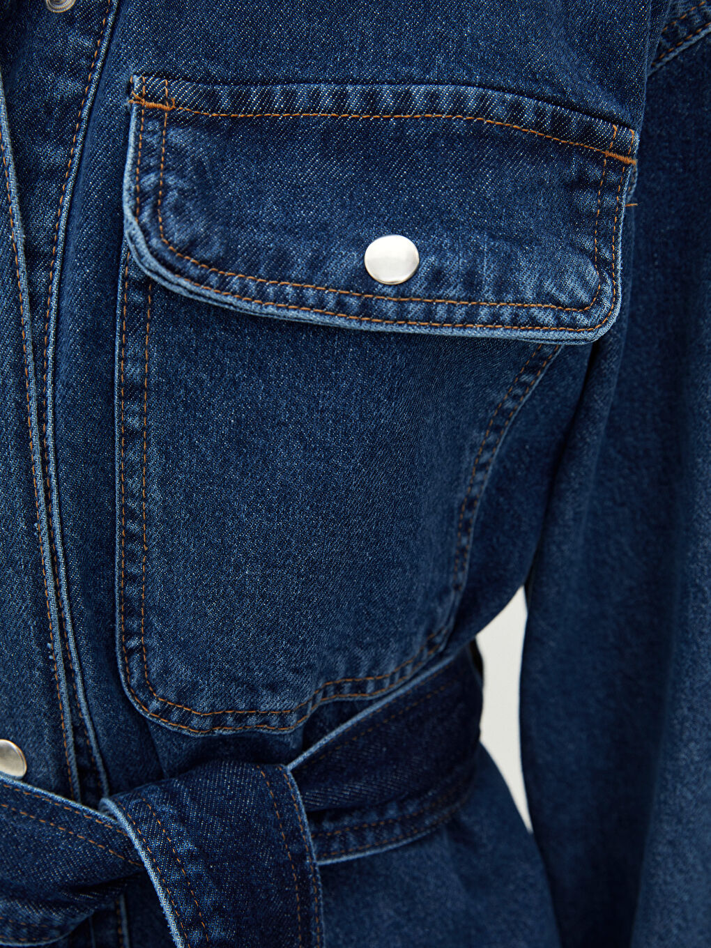 Geacă din denim Rodeo cu guler de cămașă, buzunar drept detaliat, mânecă lungă pentru Femei-3