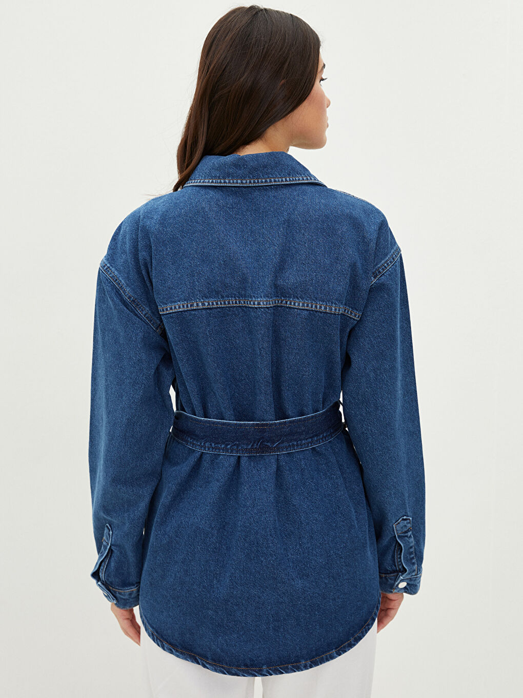 Geacă din denim Rodeo cu guler de cămașă, buzunar drept detaliat, mânecă lungă pentru Femei-4