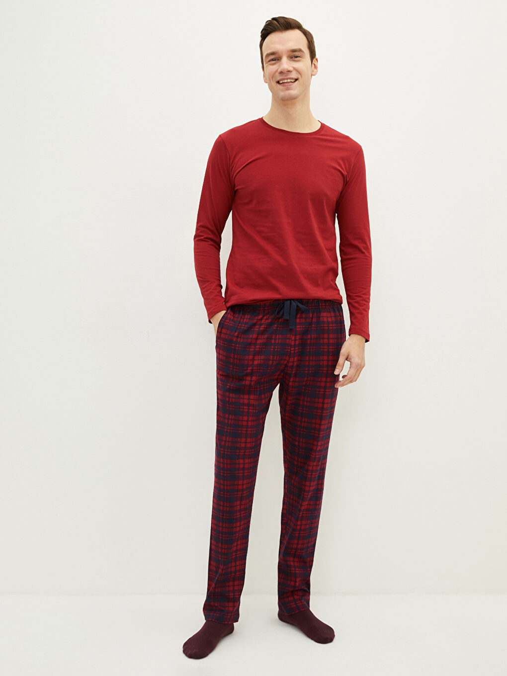 Kırmızı Standart Kalıp Erkek Pijama Takımı-1