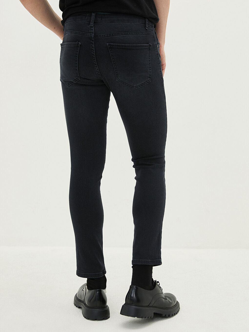 750 Slim Fit Men's Jeans-4