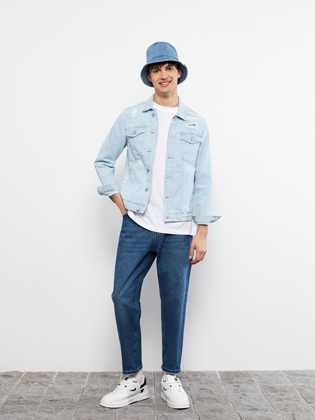 LCW Jeans جاكيت جينز رجالي بقالب قياسي -S25079Z8-311