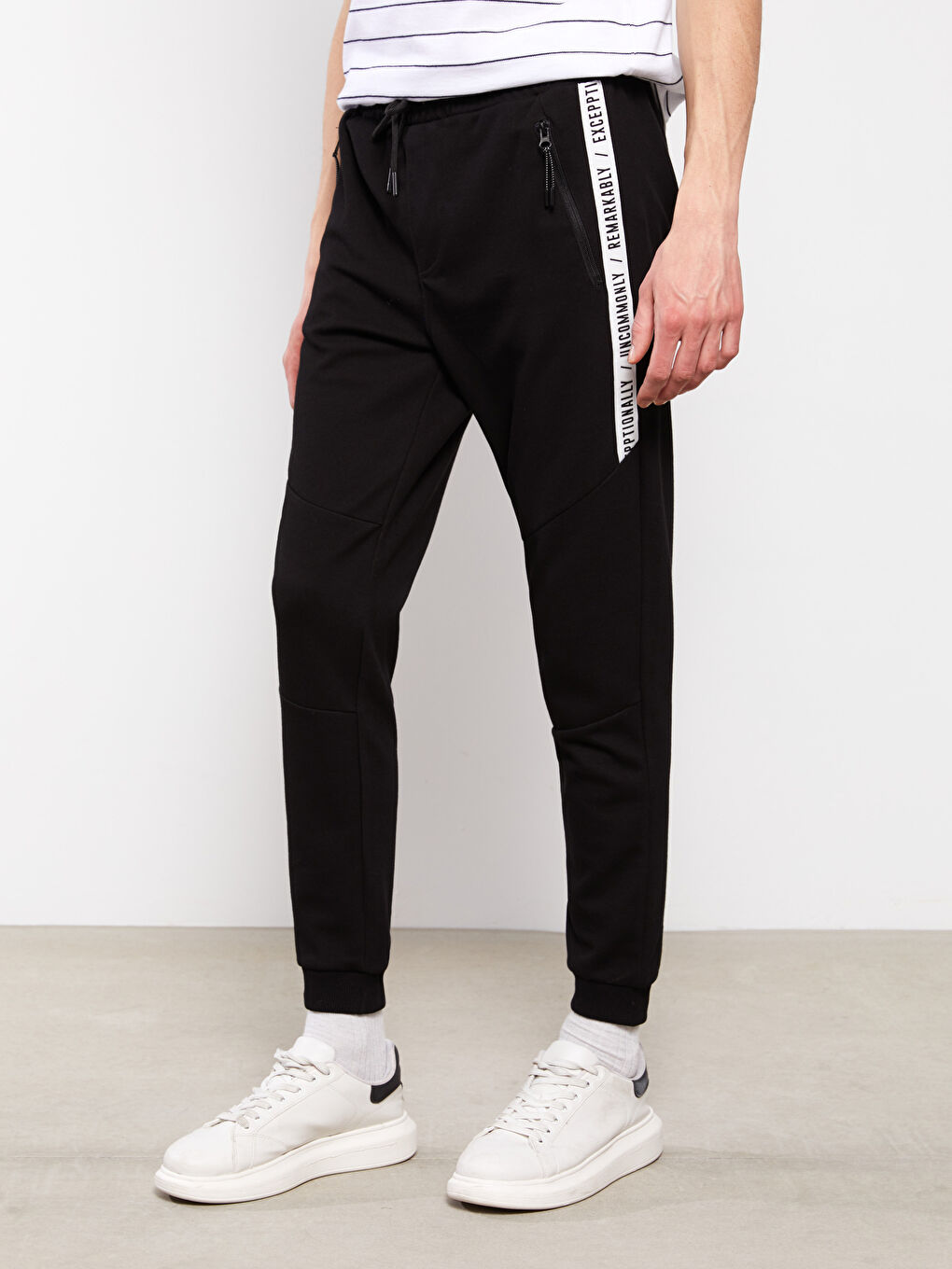 Siyah Slim Fit Erkek Eşofman Altı-3