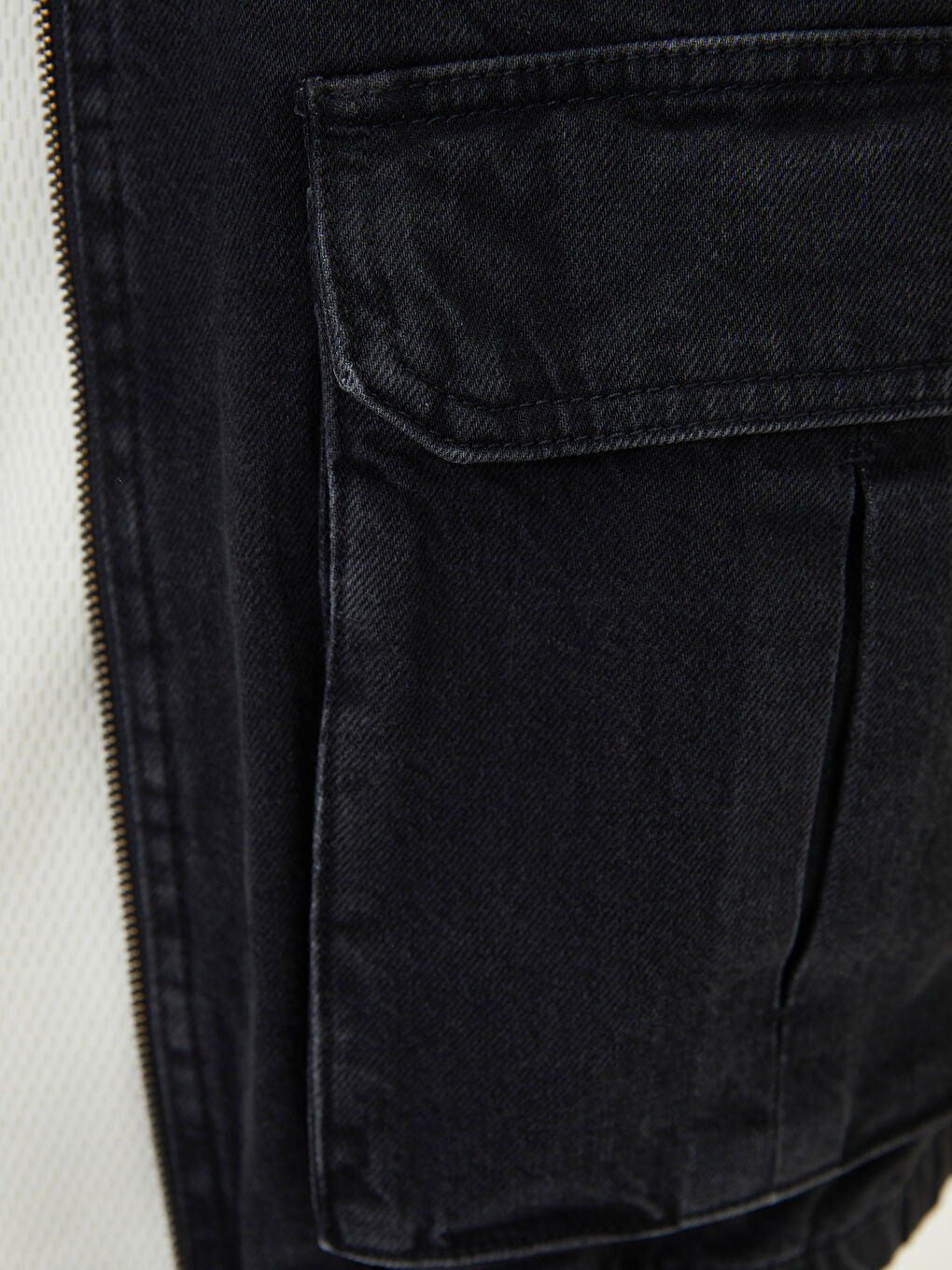 LCW Jeans Comfortable Fit Stand Up Collar Long Sleeve Men's Jean Jacket -S25099Z8-326
