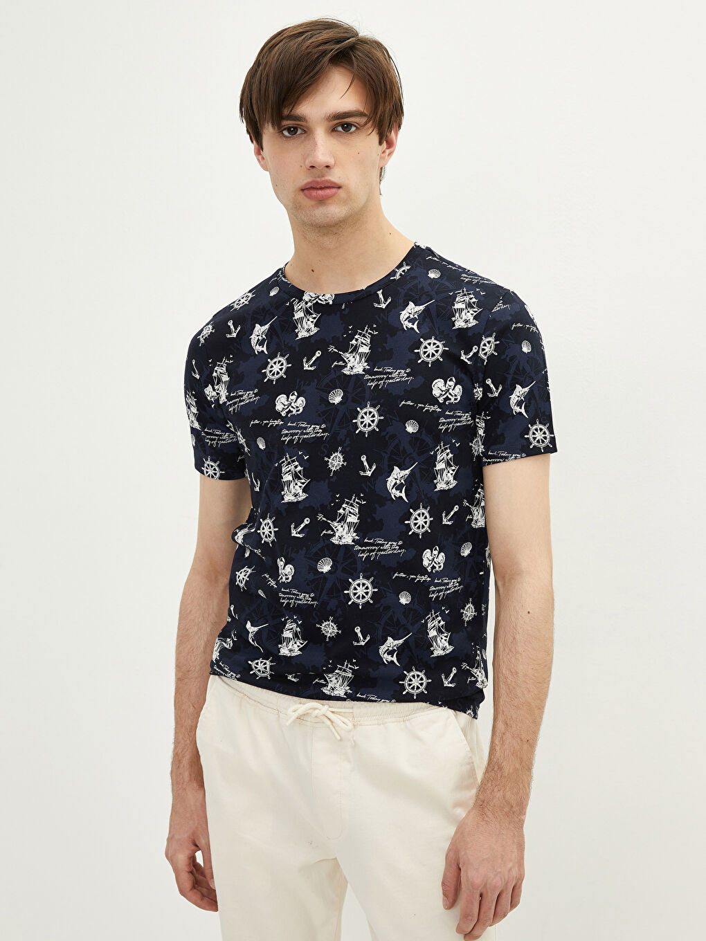 Lacivert Bisiklet Yaka Kısa Kollu Baskılı Penye Erkek Tişört-1