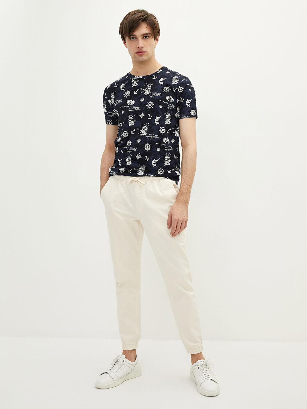 Lacivert Bisiklet Yaka Kısa Kollu Baskılı Penye Erkek Tişört-2