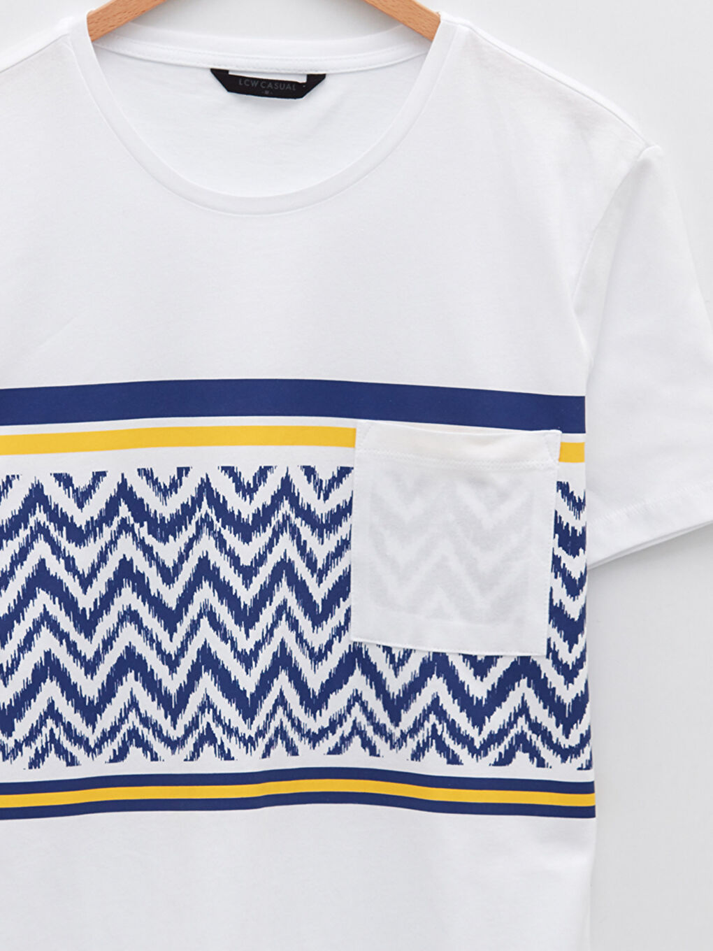 Beyaz Bisiklet Yaka Kısa Kollu Desenli Penye Erkek Tişört-7